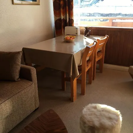 Le Solaret Apartament *